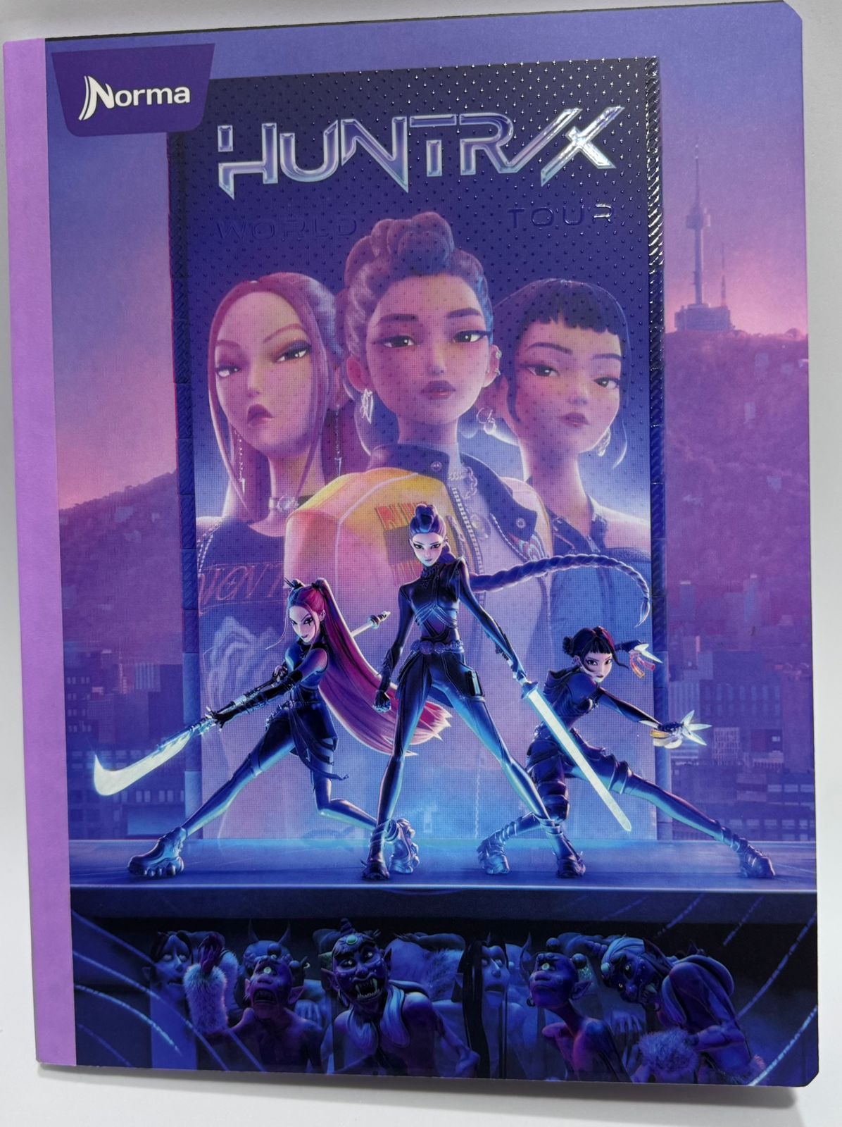 cuaderno 100 hojas cuadriculado guerreras kpop